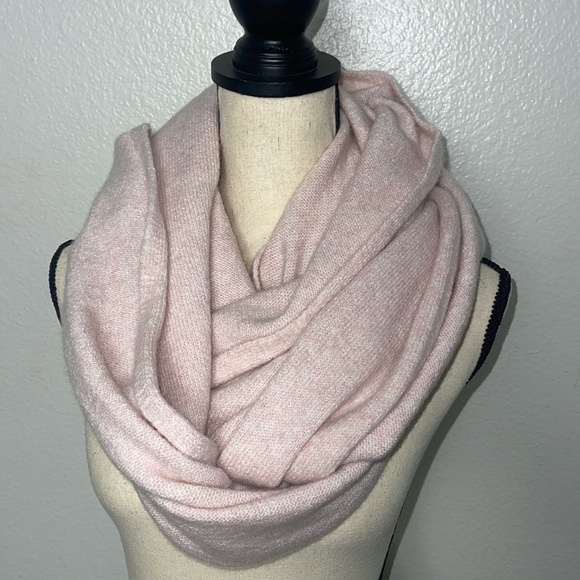 Cynthia Rowley Accessories - Cynthia Rowley Infinity Scarf Knit Pink